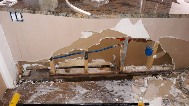 Best Emergency water damage restoration  in Pion Hills, CA